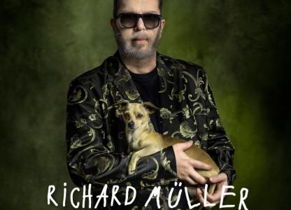 Richard Müller má nový album Hodina medzi psom a vlkom. Pripomína ním, že aj v týchto ťažkých časoch má poézia a krása v našich životoch svoje miesto!
